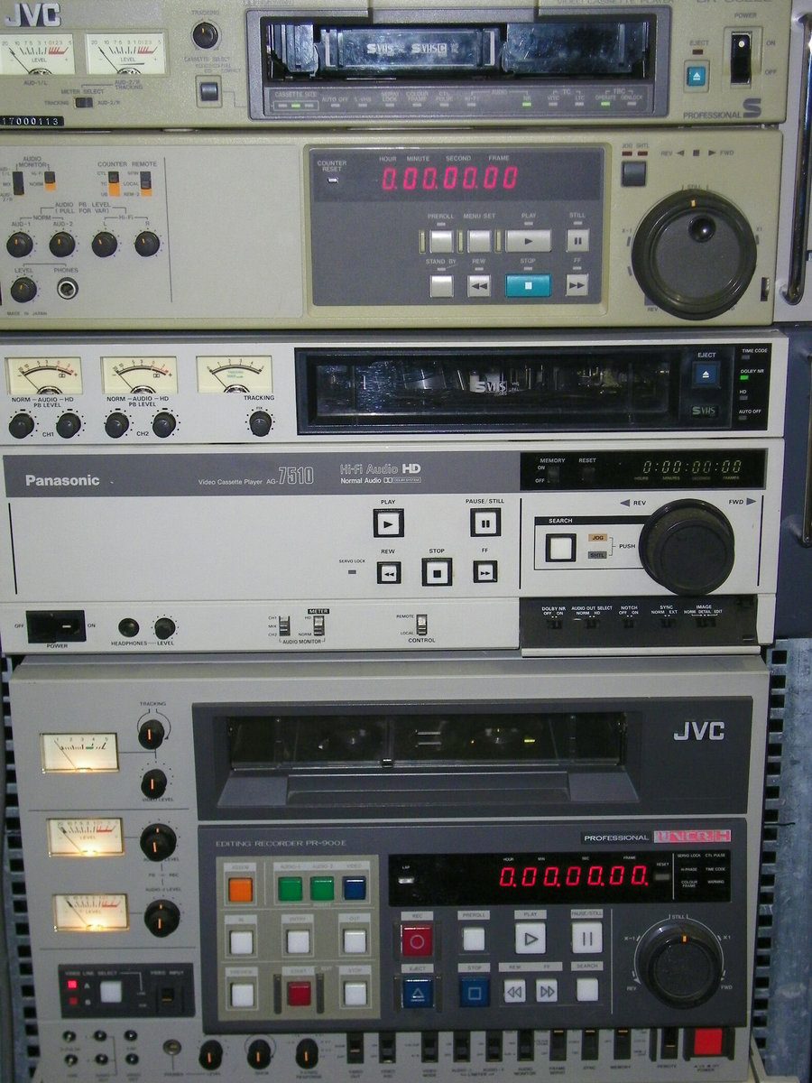 U-MATIC & S-VHS Videorekorder von FilmPR Ing. Robert Unger
