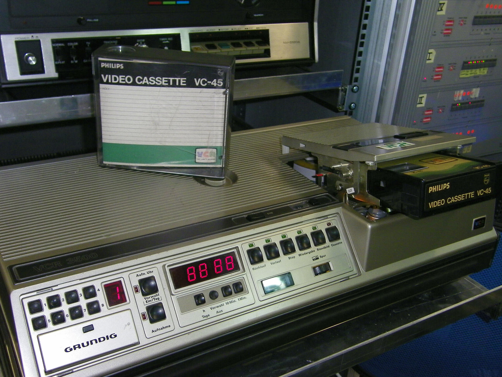 GRUNDIG VCR-3500 AV Videorekorder von FilmPR Ing. Robert Unger
